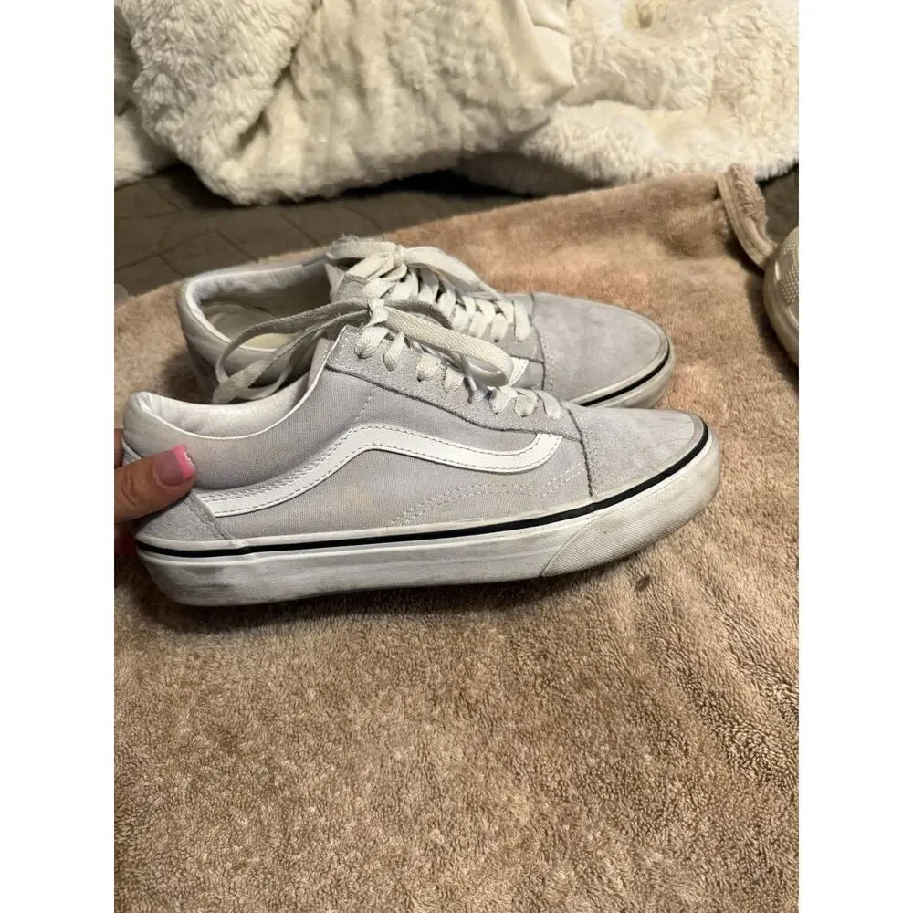 VANS Old Skool Men’s Gray/White Low Top Lace Up Athletic Sneaker